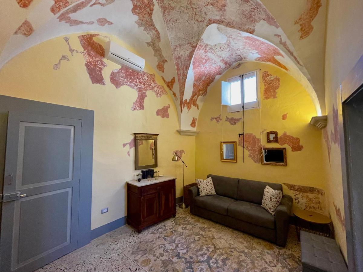 Bed and Breakfast Palazzo De Carlo E Il Parco Dei 7 Pozzi Лечче Экстерьер фото