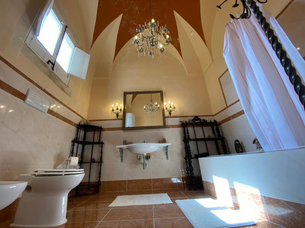 Bed and Breakfast Palazzo De Carlo E Il Parco Dei 7 Pozzi Лечче Экстерьер фото